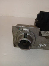 Load image into Gallery viewer, Ford Transit Connect 1.8 TDDI 2003 Passenger Left Side Front Door Lock