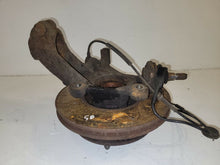 Load image into Gallery viewer, Ford Transit 2.0 TDDi FWD MK6 2001 - 2006 Drivers Right Side Knuckle And Bearing