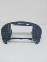 Load image into Gallery viewer, Nissan Juke 1.6 Petrol Dig-t MK1 2010-2014 Heater Vents