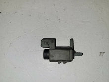 Load image into Gallery viewer, BMW 120D M Sport E87 Suction Intake Valve