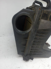 Load image into Gallery viewer, Ford Transit MK7 2.2 FWD 2006 - 2013 Air Filter Housing

