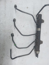Load image into Gallery viewer, Ford Fiesta MK7 2008 - 2014 1.6 TDCI Fuel Rail And Pipes
