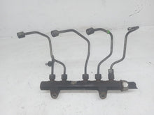 Load image into Gallery viewer, Ford Fiesta MK7 2008 - 2014 1.6 TDCI Fuel Rail And Pipes
