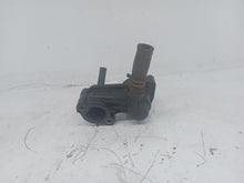 Load image into Gallery viewer, Ford Transit Connect 1.8 TDDI 2003 Thermostat Housing
