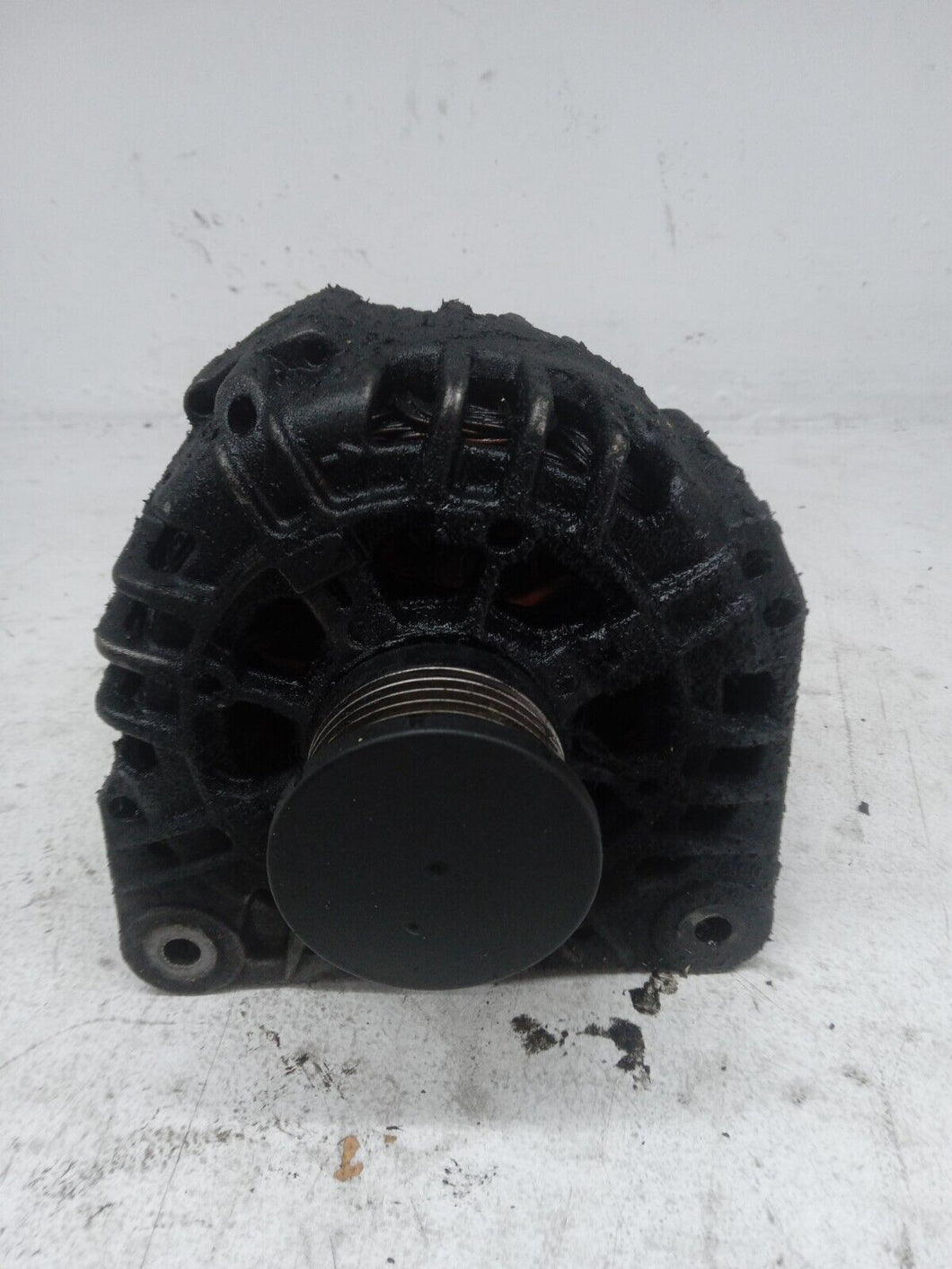 Vauxhall Vivaro Renualt Trafic 1.9 DCi F9Q Alternator