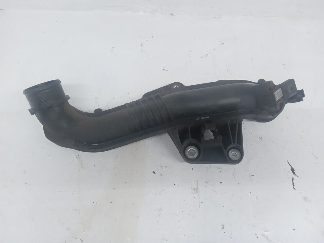 Audi A4 B8 SE 2.0 TDI Air Pipe With Map Sensor