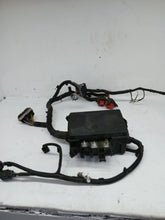 Load image into Gallery viewer, Ford Transit Custom 2.2 Euro 5 2015 - 2019 Under Bonnet Fuse Box Wiring Loom
