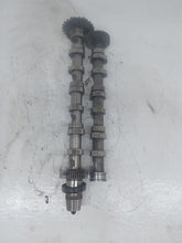 Load image into Gallery viewer, Audi A6 C6 TDi SE Auto Passengers Left Side Camshafts
