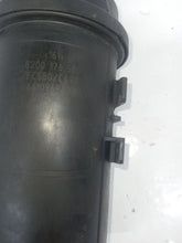 Load image into Gallery viewer, Vauxhall Vivaro Renualt Trafic 1.9 CDTi F9Q Fuel Filter Housing
