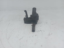 Load image into Gallery viewer, Ford Transit Connect 1.8 TDDI 2003 Thermostat Housing
