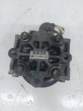 Load image into Gallery viewer, Ford Transit Connect 1.8 TDDI 2003 Power Steering Pump
