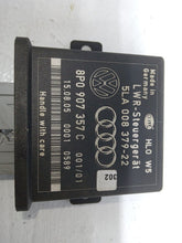 Load image into Gallery viewer, Audi A6 C6 TDi Quattro S Line Avant Headlight Range Control Module
