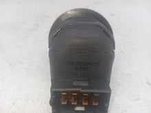 Load image into Gallery viewer, Ford Fiesta MK7 2008 - 2014 Wing Mirror Adjustment Switch With Power Fold
