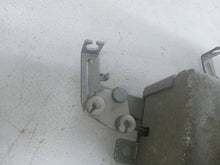 Load image into Gallery viewer, Ford Transit MK6 MK7 2000 - 20014 Side Loading Door Lock Mechanism
