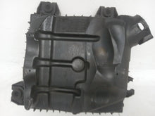 Load image into Gallery viewer, Vauxhall Vivaro Trafic Primastar 2.0 DCi Air Filter Housing
