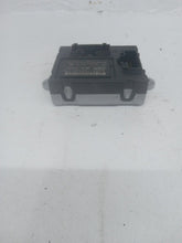 Load image into Gallery viewer, Ford Mondeo MK4 2.0 TDCi 2007 - 2010 Passenger Left Side Front Door Control Unit
