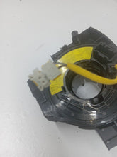 Load image into Gallery viewer, Ford Fiesta MK7 2008 - 2014 1.4 TDCi Squib Slip Ring
