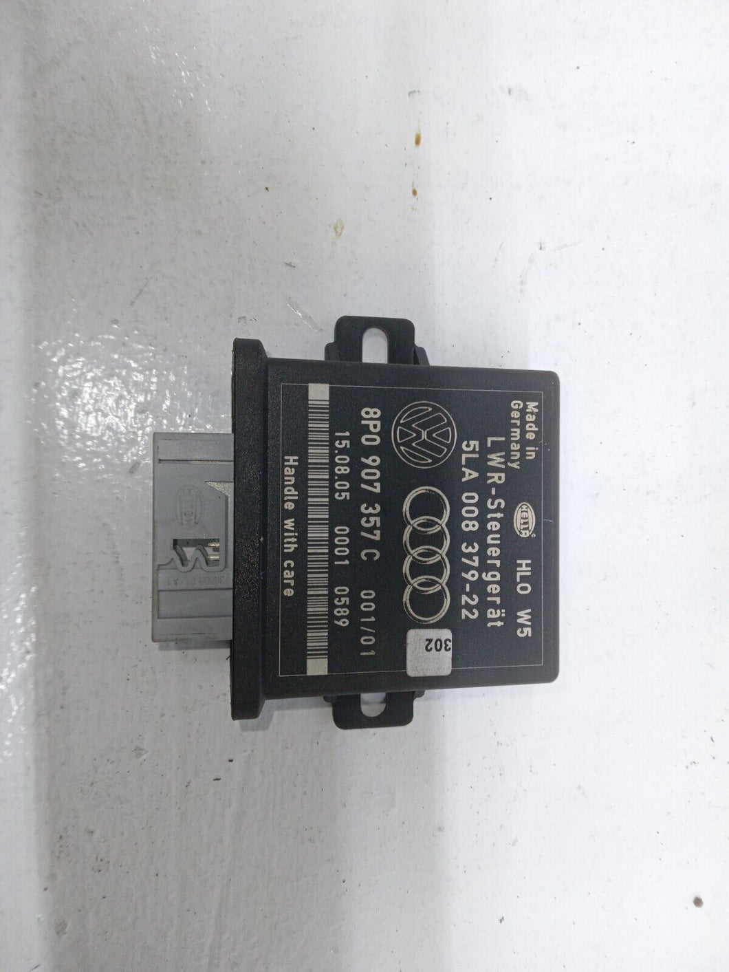 Audi A6 C6 TDi Quattro S Line Avant Headlight Range Control Module