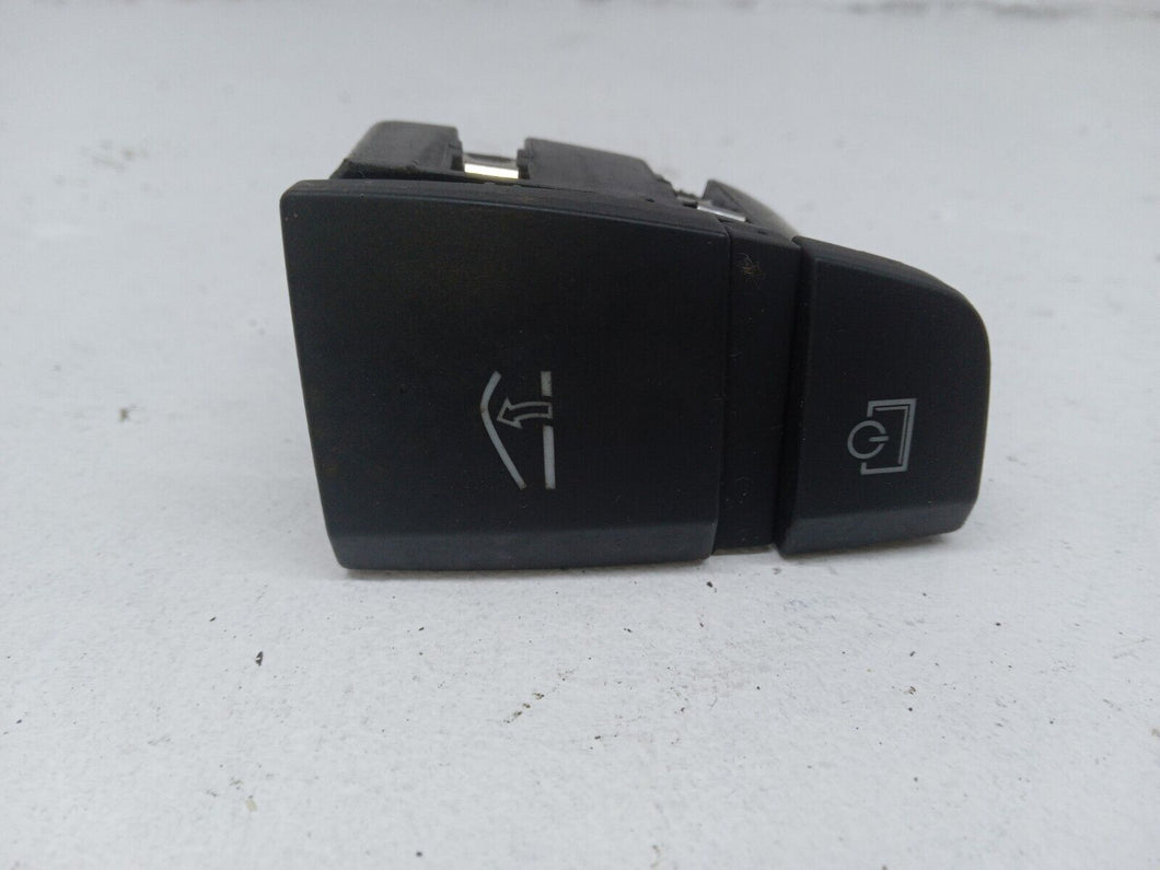 Audi Q7 4L 3.0 TDi Quattro S line Glovebox Opening Switch