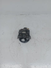Load image into Gallery viewer, Ford Transit Connect 1.8 TDDI 2003 Power Steering Pump
