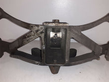 Load image into Gallery viewer, Jaguar XJ8 MK7 X350 2003 - 2006 Gearbox Support Bracket
