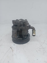 Load image into Gallery viewer, Ford Transit Connect 1.8 TDDI 2003 Power Steering Pump
