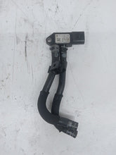 Load image into Gallery viewer, Audi A4 B8 SE 2.0 TDI Pressure Sensor And Pipes
