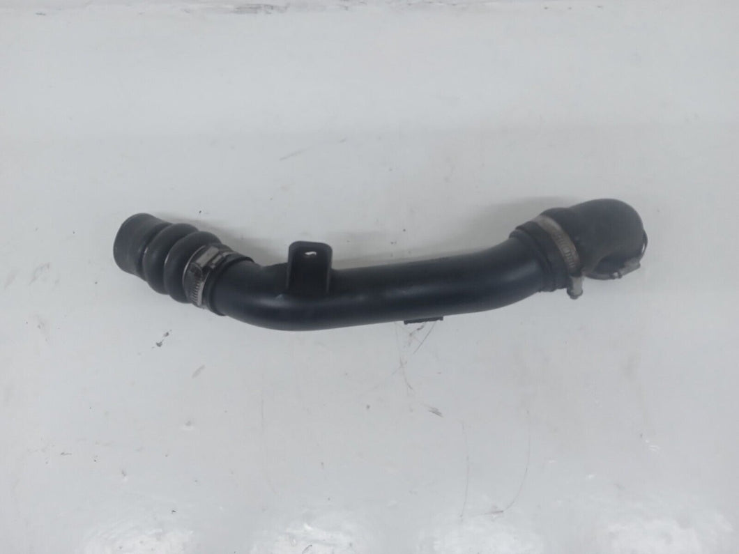 Ford Transit Connect 1.8 TDDI 2003 Drivers Right Side Inter Cooler Pipe Hose