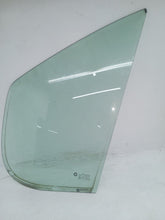 Load image into Gallery viewer, Vauxhall Vivaro Trafic Primastar 2.0 DCi Passenger Side Quarter Glass
