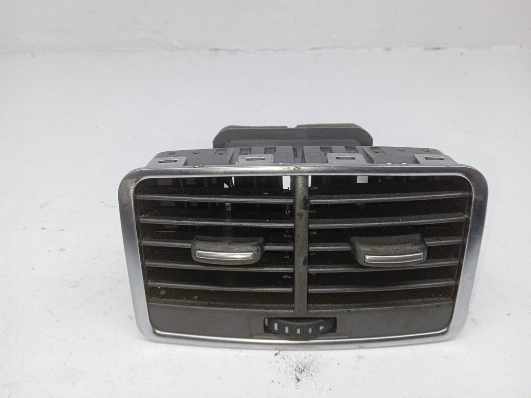 Audi A6 C6 TDi Quattro S Line Avant Rear Center Heater Vent