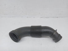 Load image into Gallery viewer, Audi Q7 4L 3.0 TDi Quattro Intake Air Pipe
