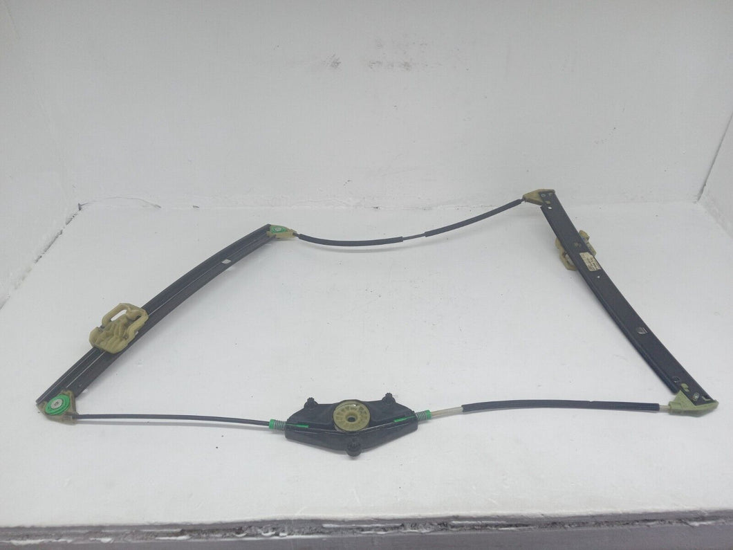 Audi A4 B8 SE 2.0 TDI Passenger Left Side Front Window Regulator