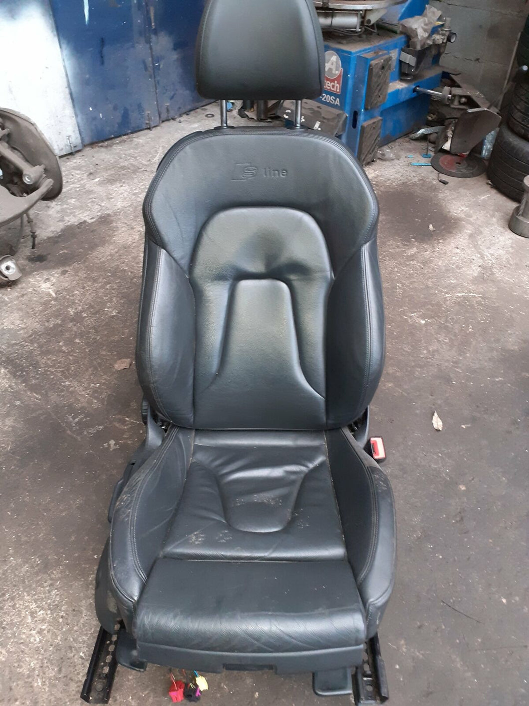 Audi A5 8T3 2.0 TFSi S line Drivers Seat Complete