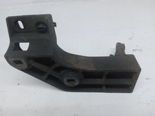 Load image into Gallery viewer, Vauxhall Vivaro Renualt Trafic 1.9 DCi Fuel Pump Bracket
