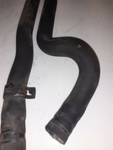 Load image into Gallery viewer, Jaguar XJ8 MK7 X350 2003 - 2006 Coolant Hose Oil Cooler Hoses
