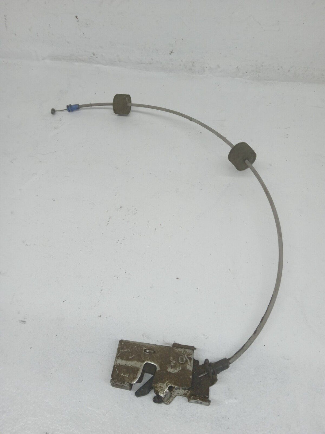 Ford Transit MK7 Passenger Side Rear Lower Door Catch And Cable