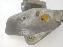 Load image into Gallery viewer, Vauxhall Vivaro Renualt Trafic 1.9 DCi Engine Mount
