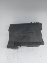 Load image into Gallery viewer, Ford Transit MK7 2.2 FWD 2006 - 2013 Air Filter Housing
