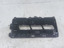 Load image into Gallery viewer, Audi A6 C6 TDi SE Auto Avant Drivers Right Side Rocker Cover
