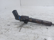 Load image into Gallery viewer, Ford Transit Connect 2008 1.8 TDCI Fuel Injectior

