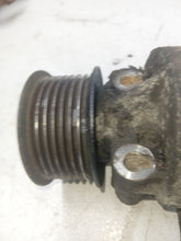 Load image into Gallery viewer, Ford Transit MK6 2.4 RWD 2000 - 2006 Vacuum Pump
