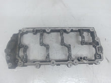 Load image into Gallery viewer, Audi A6 C6 TDi SE Auto Passengers Left Side Camshaft Carrier
