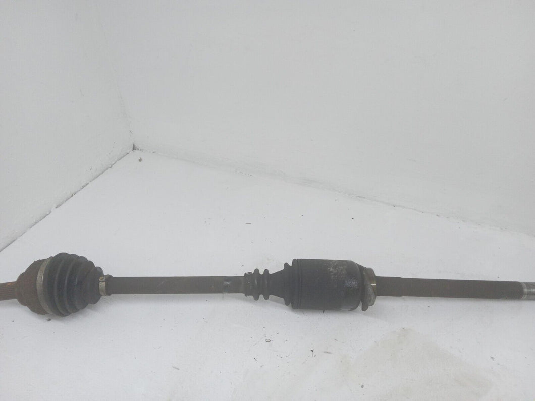 Vauxhall Vivaro Renualt Trafic 1.9 D F9Q Drivers Right Side Driveshaft