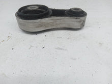 Load image into Gallery viewer, Vauxhall Vivaro Renualt Trafic 1.9 DCi Gearbox Mount Dog Bone
