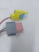 Load image into Gallery viewer, Vauxhall Vivaro Trafic Primastar 2.0 DCi Cooling Fan Wiring Harness Loom
