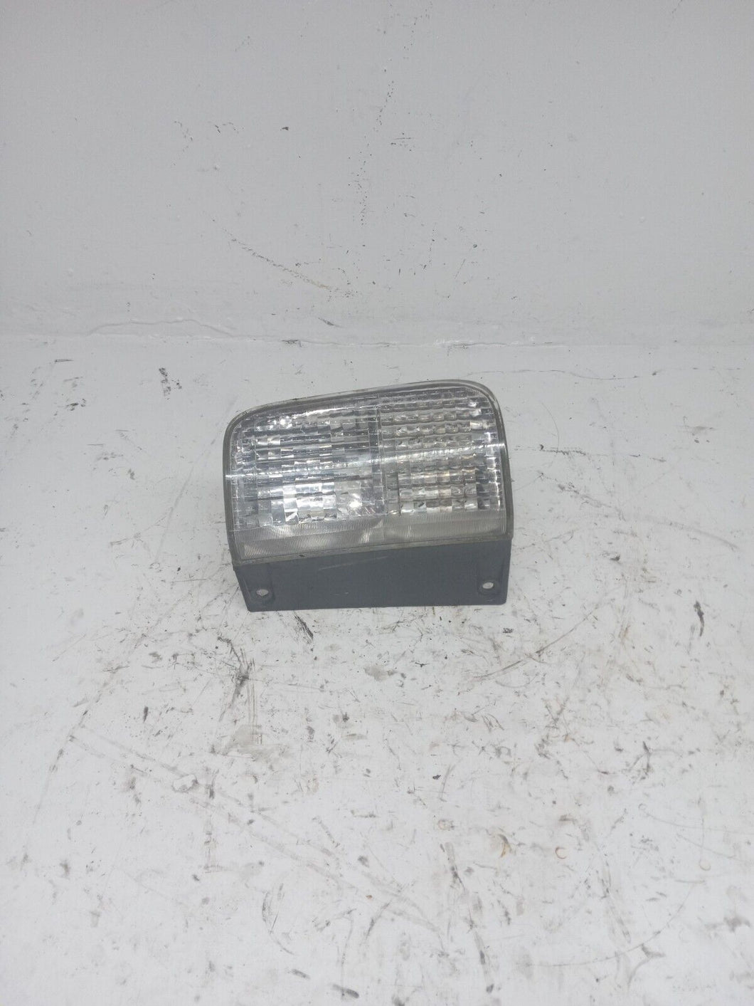 Vauxhall Vivaro Renualt Trafic 1.9 CDTi F9Q Passenger Left Side Rear Lower Light