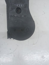 Load image into Gallery viewer, Ford Transit Connect 1.8 TDDI 2003 Oil Separator
