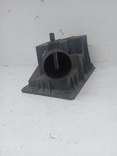 Load image into Gallery viewer, Ford Transit MK7 2.4 RWD 2006 - 2013  Air Filter Housing
