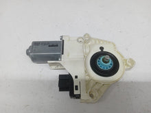 Load image into Gallery viewer, Audi Q7 4L 3.0 TDi Quattro S line Drivers Side Front Window Motor
