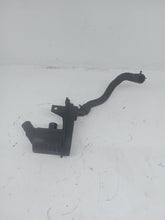 Load image into Gallery viewer, Ford Transit Connect 1.8 TDDI 2003 Oil Separator
